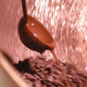 Mise en oeuvre ingredients-Frederic-Menguy-expert-drageification-sucre-et-chocolat-vr